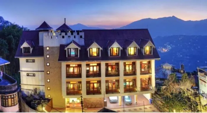Summit Golden Crescent Resort